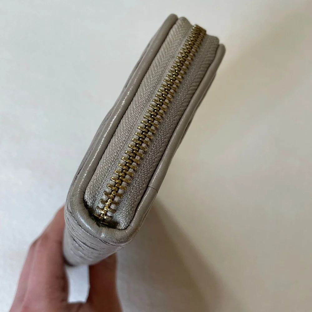 Vintage Coach Madison Gray Gathered Twist Leather Wallet Accordion Zip Around